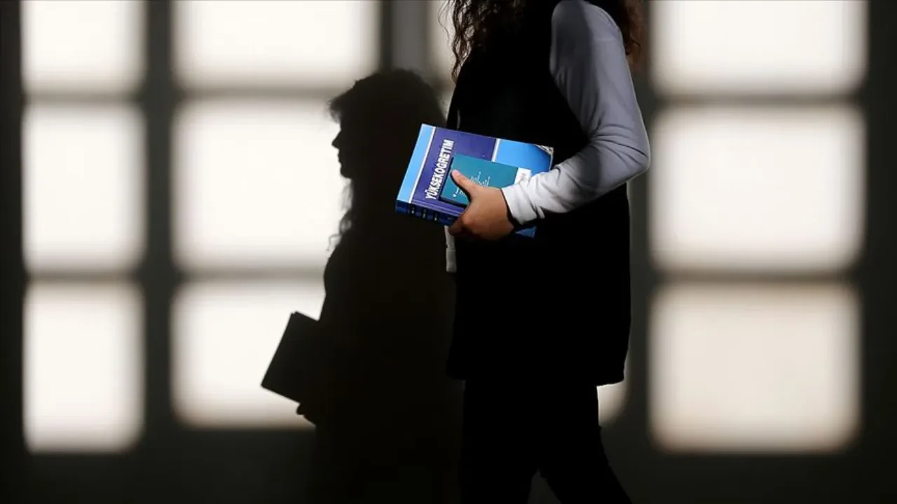 Tam burslu öğrenciye 325 bin TL şoku: KDK müdahale etti