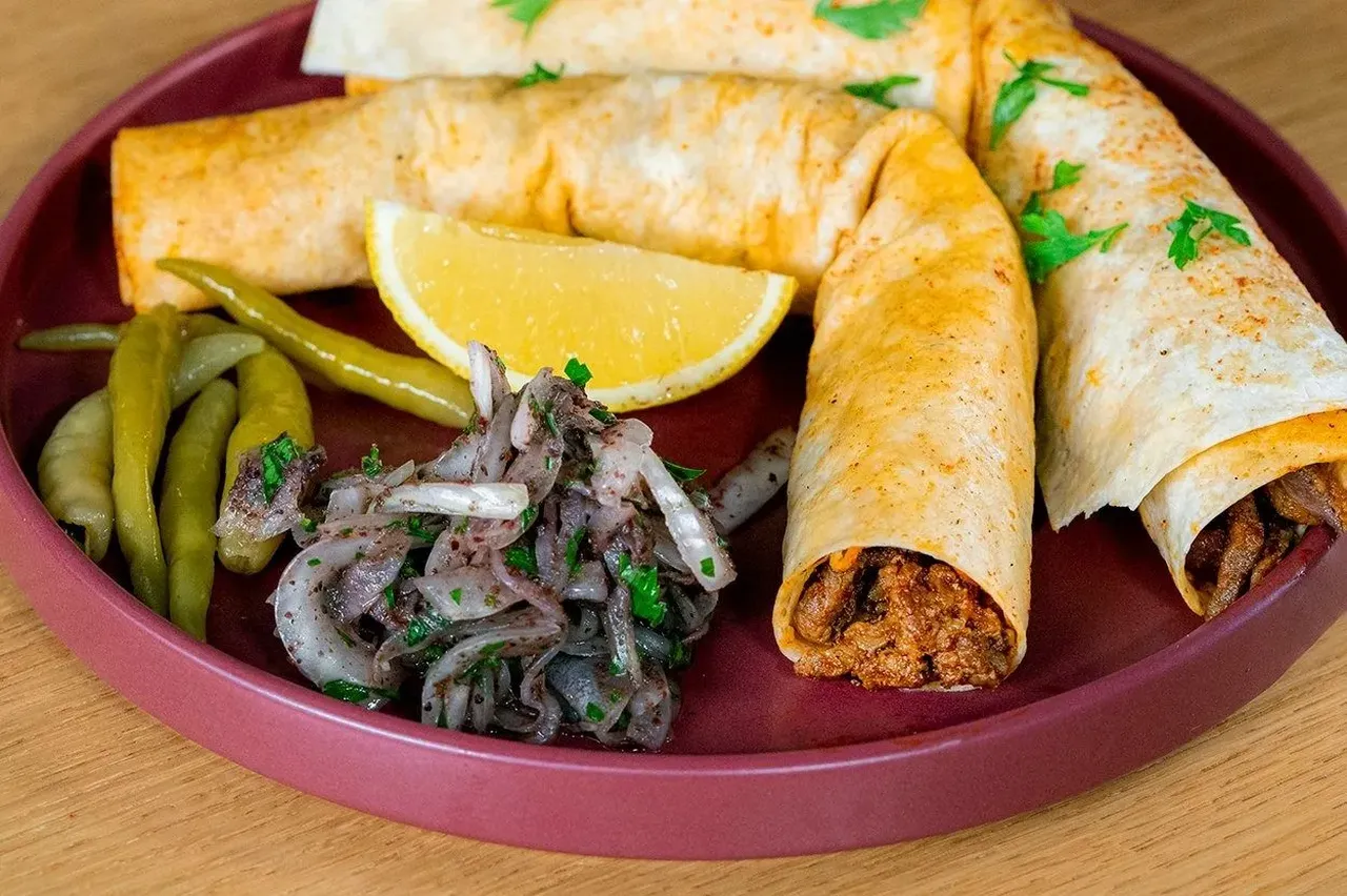 TasteAtlas dünyanın en iyi dürümlerini açıkladı: Listede Türkiye'den tek yemek var! 