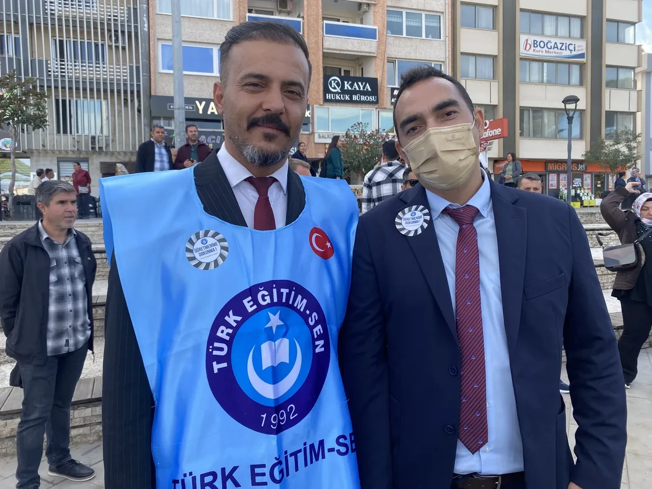 Dersi bozduğu için öğretmen uyardı, akrabalarını çağırıp saldırdı: Ceza kesildi