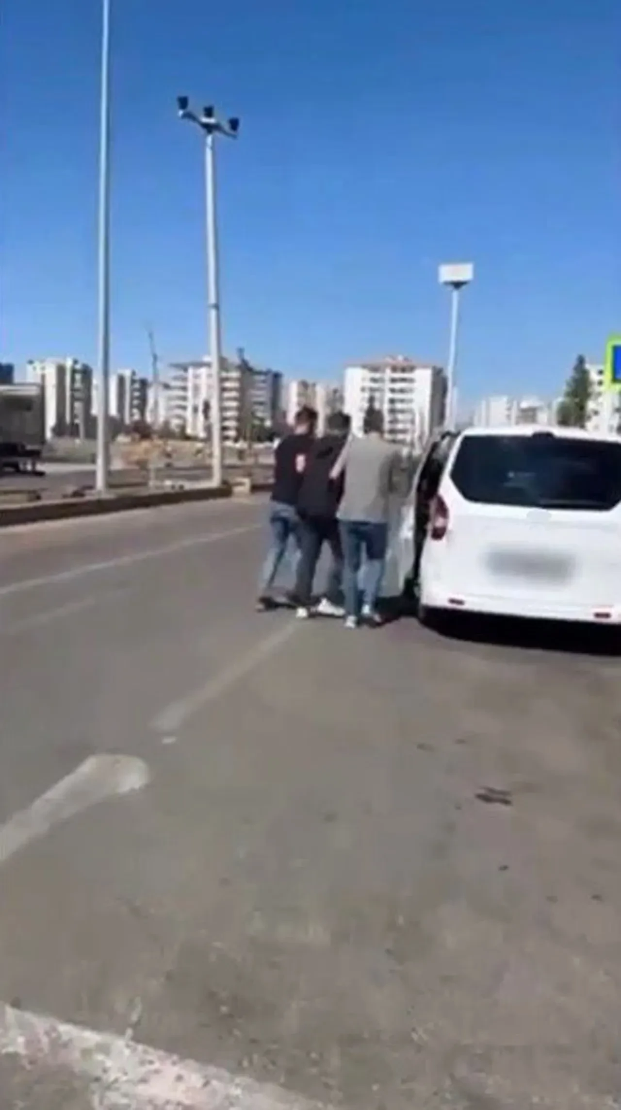 Diyarbakır'da suç makinesi 25 yıl hüküm giydi! Firarını TikTok yayınındaki detay bitirdi