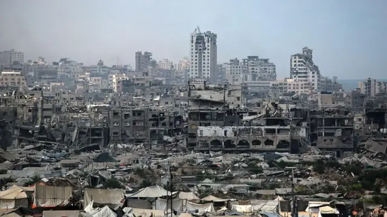 Dünyanın gözü Gazze'de! Hamas rehineleri teslim etti: İsrail Filistinli mahkumları bıraktı