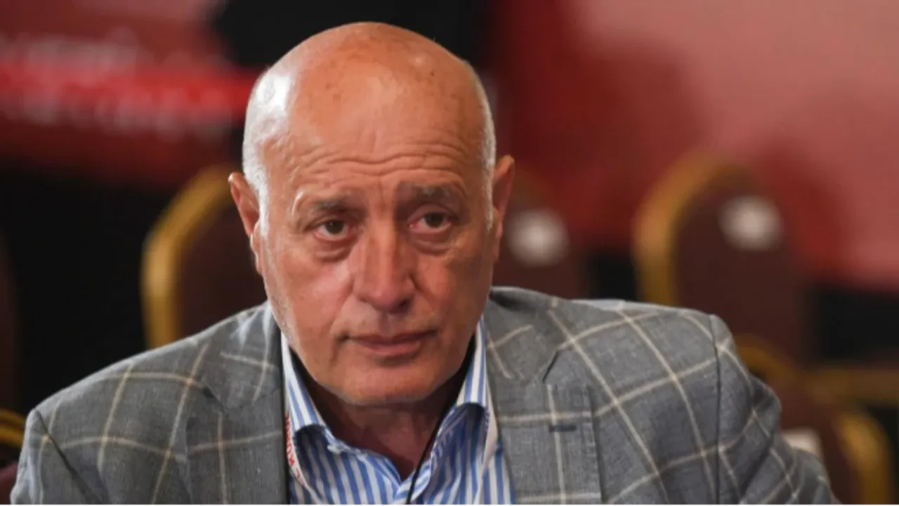 Ecmel Faik Sarıalioğlu’nun oğlu evlendi, geceye yıldız yağdı 