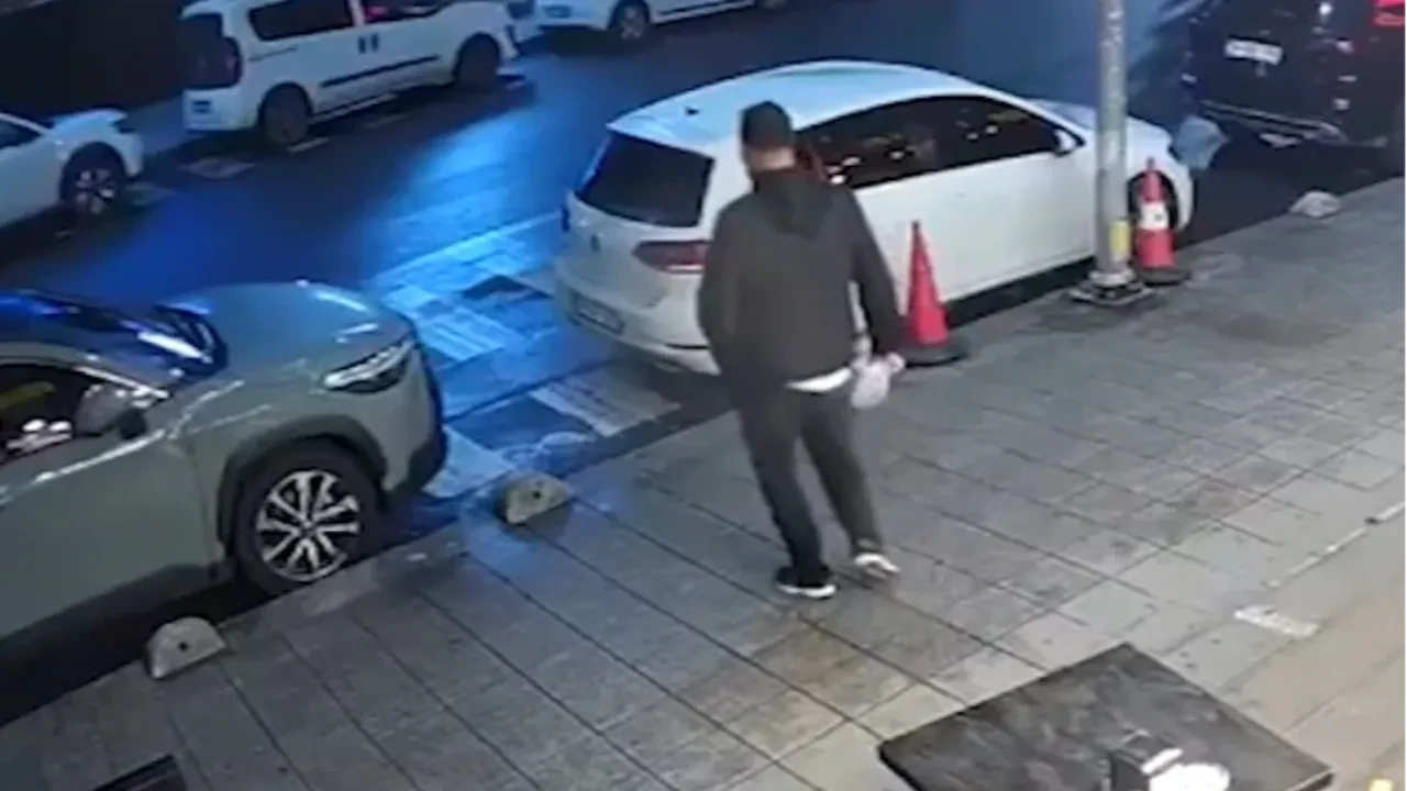 Ekmek almaya çıktı, motosiklet çarptı