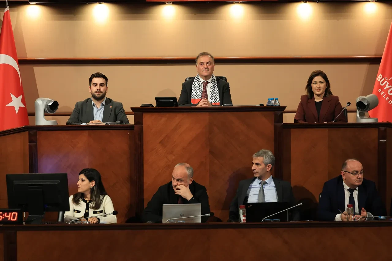 İBB'den zam hamlesi: Ulaşımdan otoparka çok sayıda kalemde fiyatlar artacak