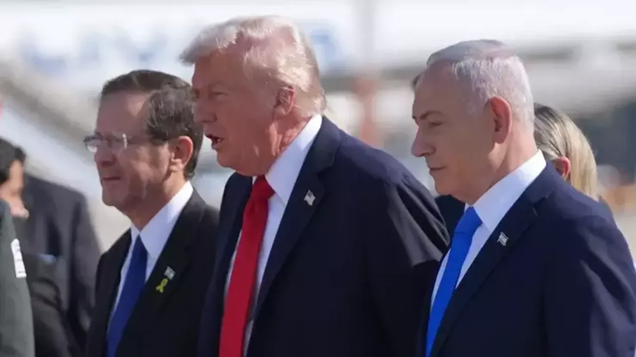 Netanyahu'dan Trump'a 'Altın Güvercin' hediyesi
