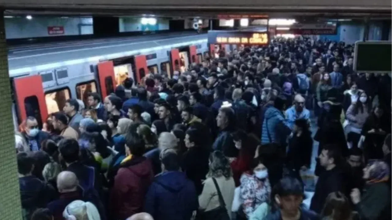 İstanbul'da influenza kol geziyor! Her 100 kişiden 13'ü hasta
