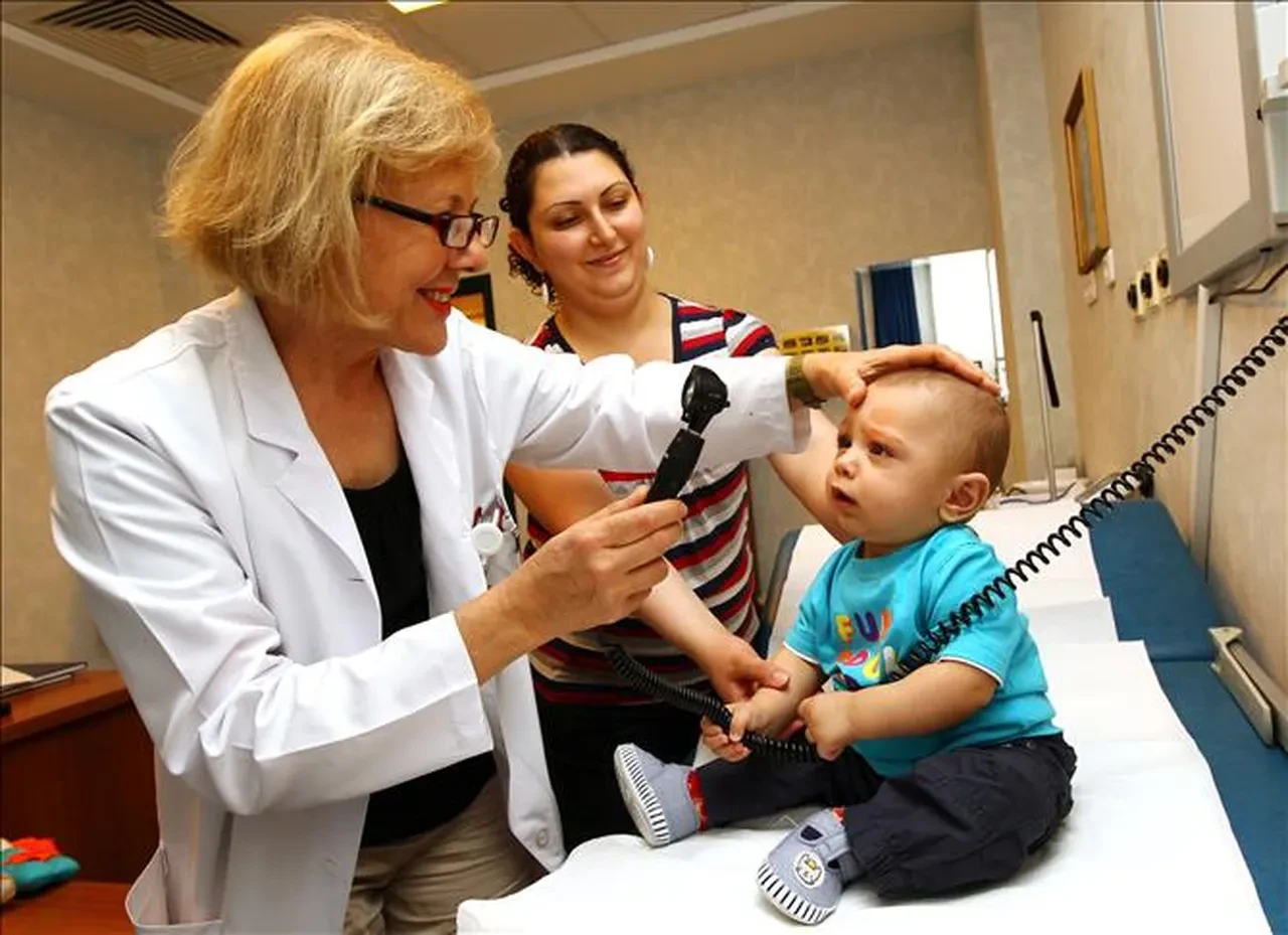 MHP'den kanun teklifi: Aileleri sevindirecek özel hastane düzenlemesi