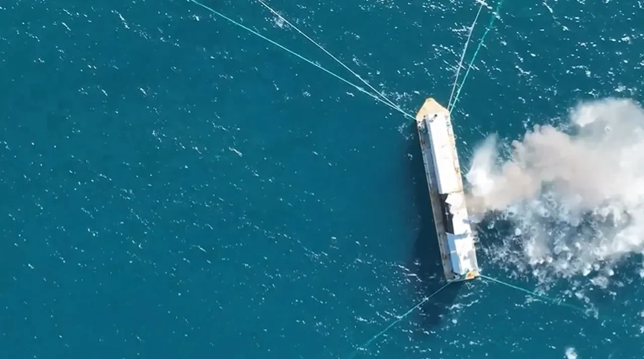 Milli gurur SOM-J füzesi hedefi 12'den vurdu