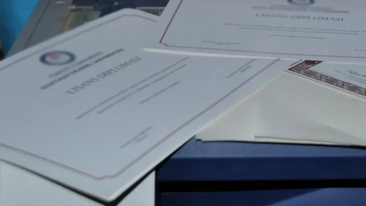 Sahte diploma davasında tahliye edilen 5 kişi tekrar tutuklandı 