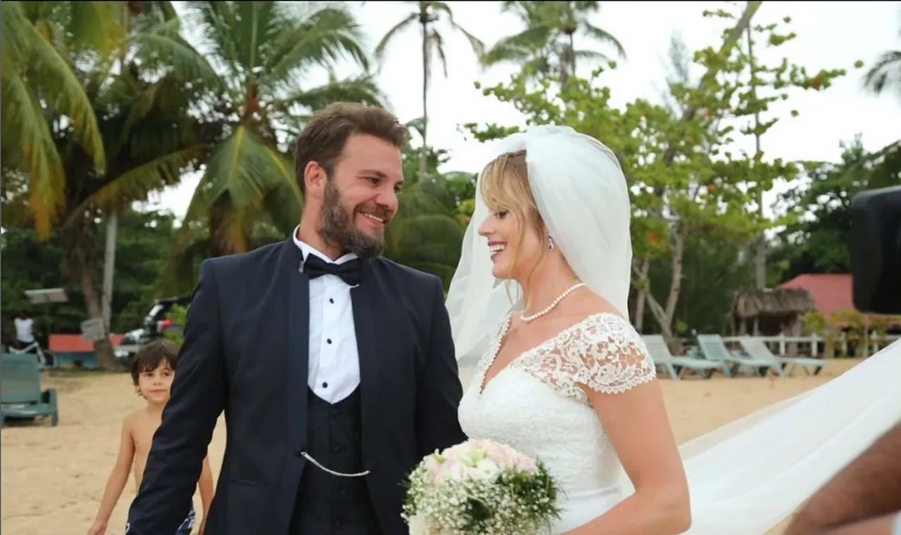 Yaprak Dökümü'nün Oğuz'u Tolga Karel'den duygulandıran paylaşım 