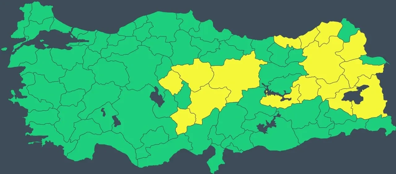 Yeni haftada sağanak ve kar bastıracak! 16 ile Meteoroloji'den sarı kodlu uyarı