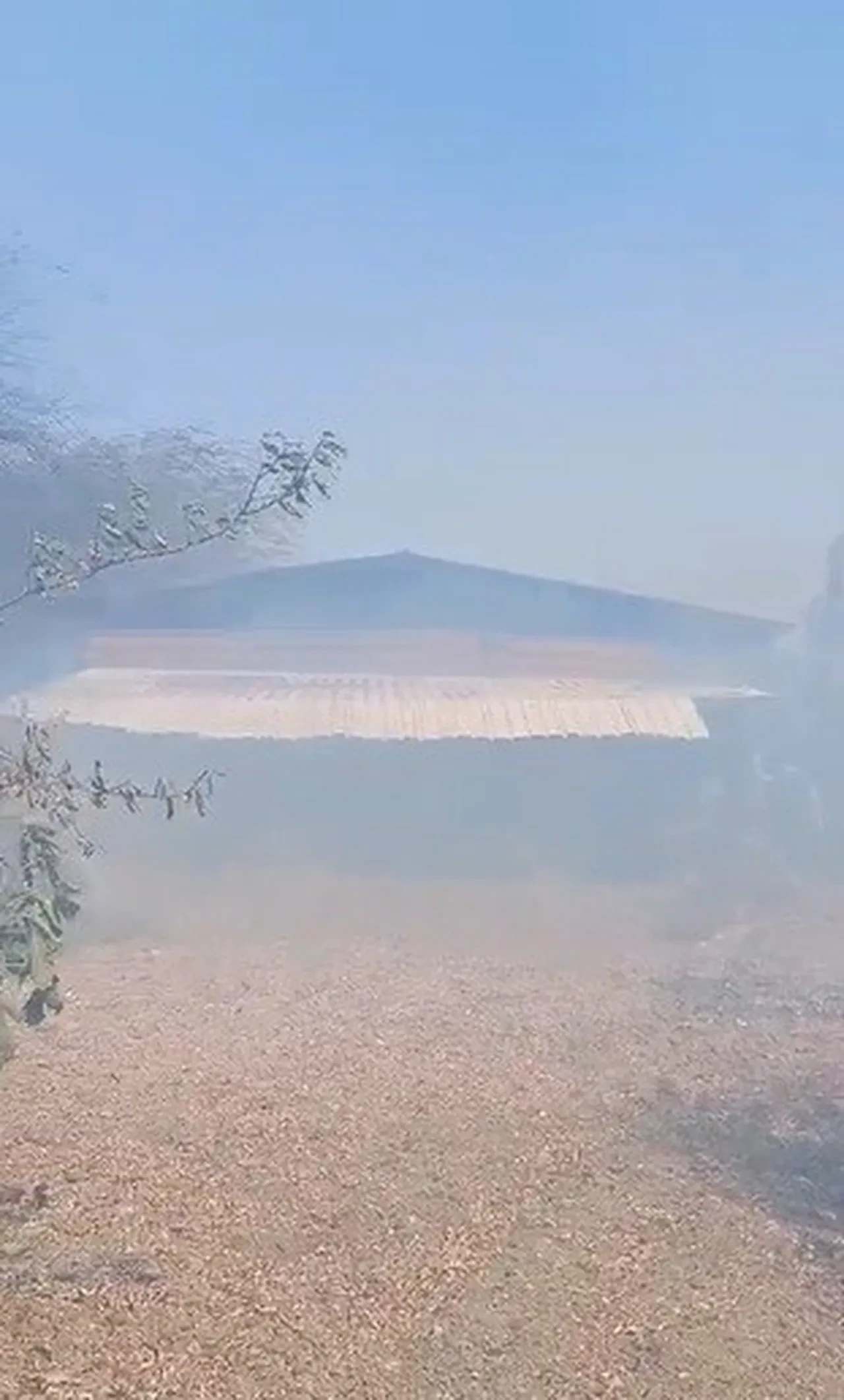 Depremzede aile ikinci kez felaketi yaşadı! Yangında emekleri kül oldu