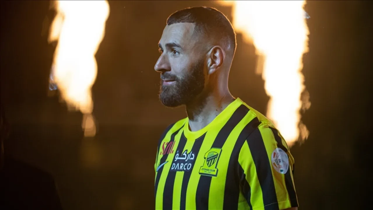 /spor/fenerbahceye-devre-arasinda-36-kupali-yildiz-geliyor-golcu-problemi-cozuluyor-3256145