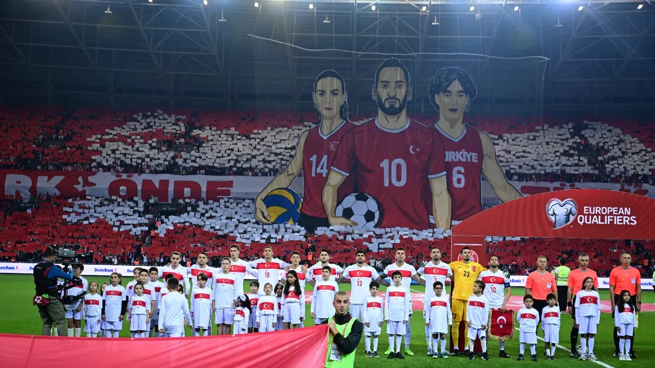 Filistinli çocuklar Türkiye formasıyla sahada!