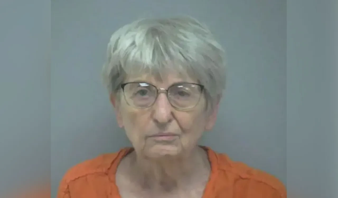 Huzurevine yatırdığı eşini 1 gün sonra öldürdü! 82 yaşındaki kadının üzerinden bir de not çıktı