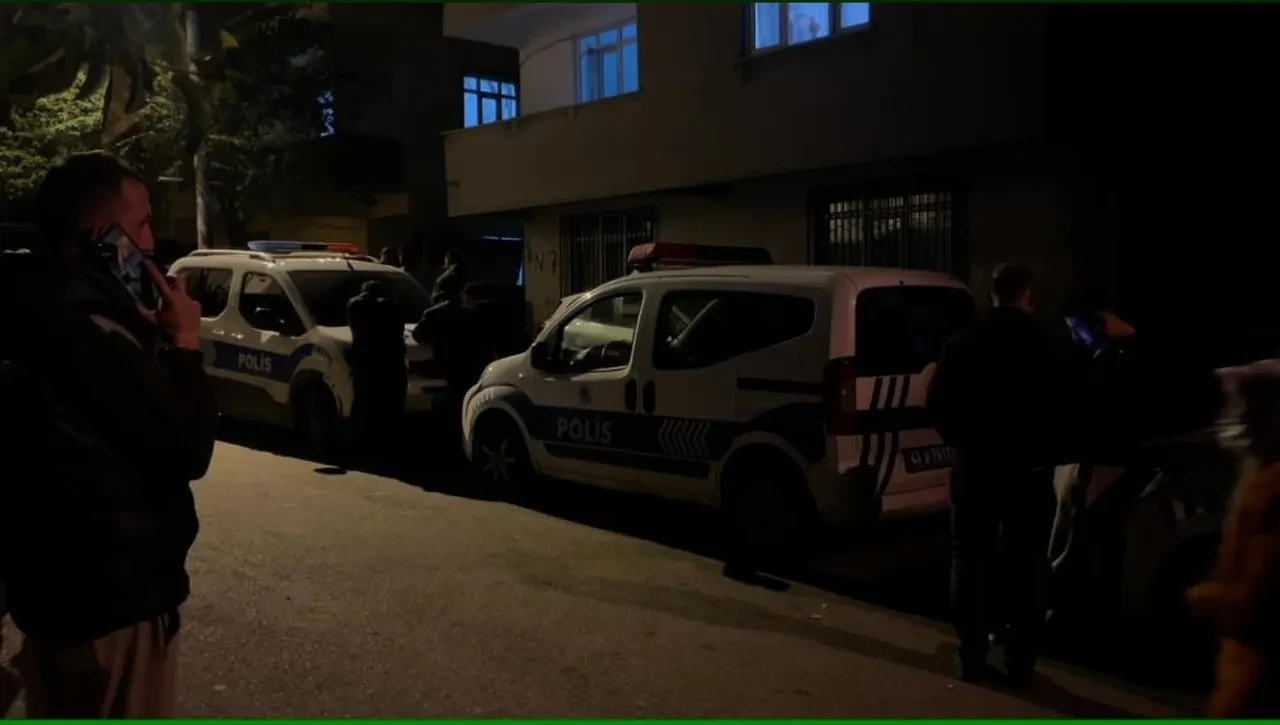 Kocaeli'de aile tartışması! Yanlışlıkla kızını vuran baba canına kıydı