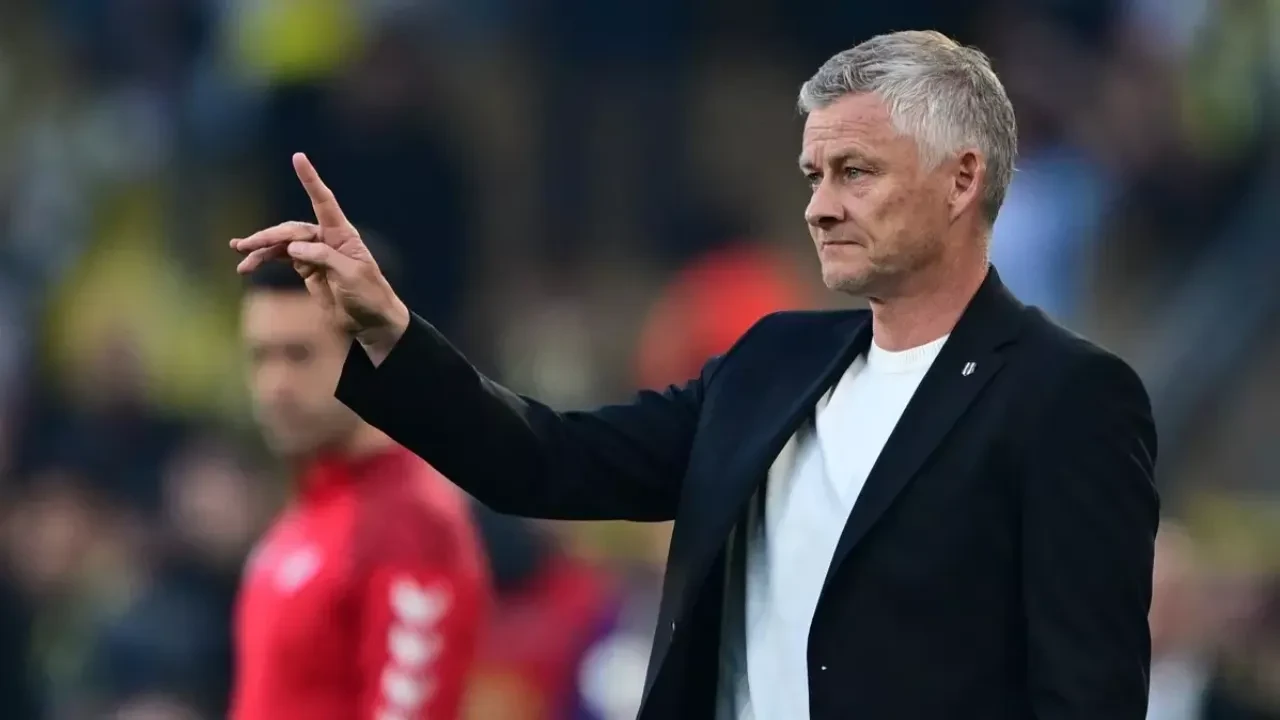 Ole Gunnar Solskjaer'den sürpriz imza!