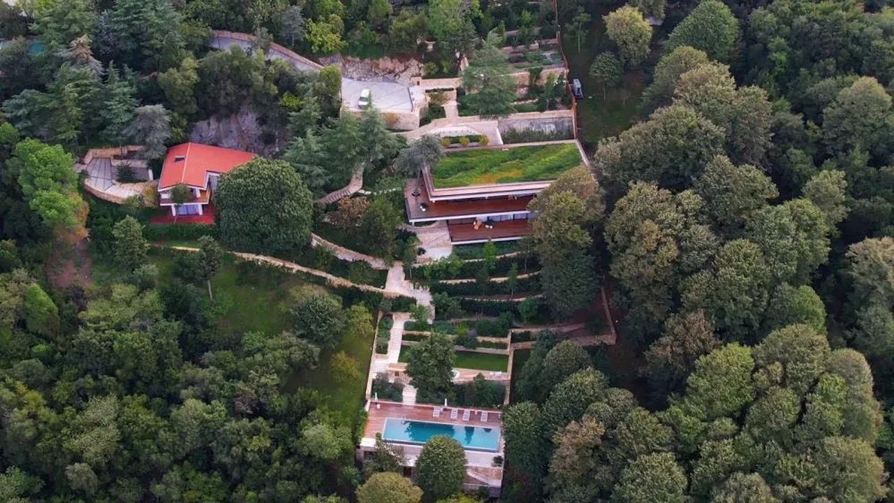 Rus milyarder Abramoviç'in Üsküdar'daki lüks villası görüntülendi!