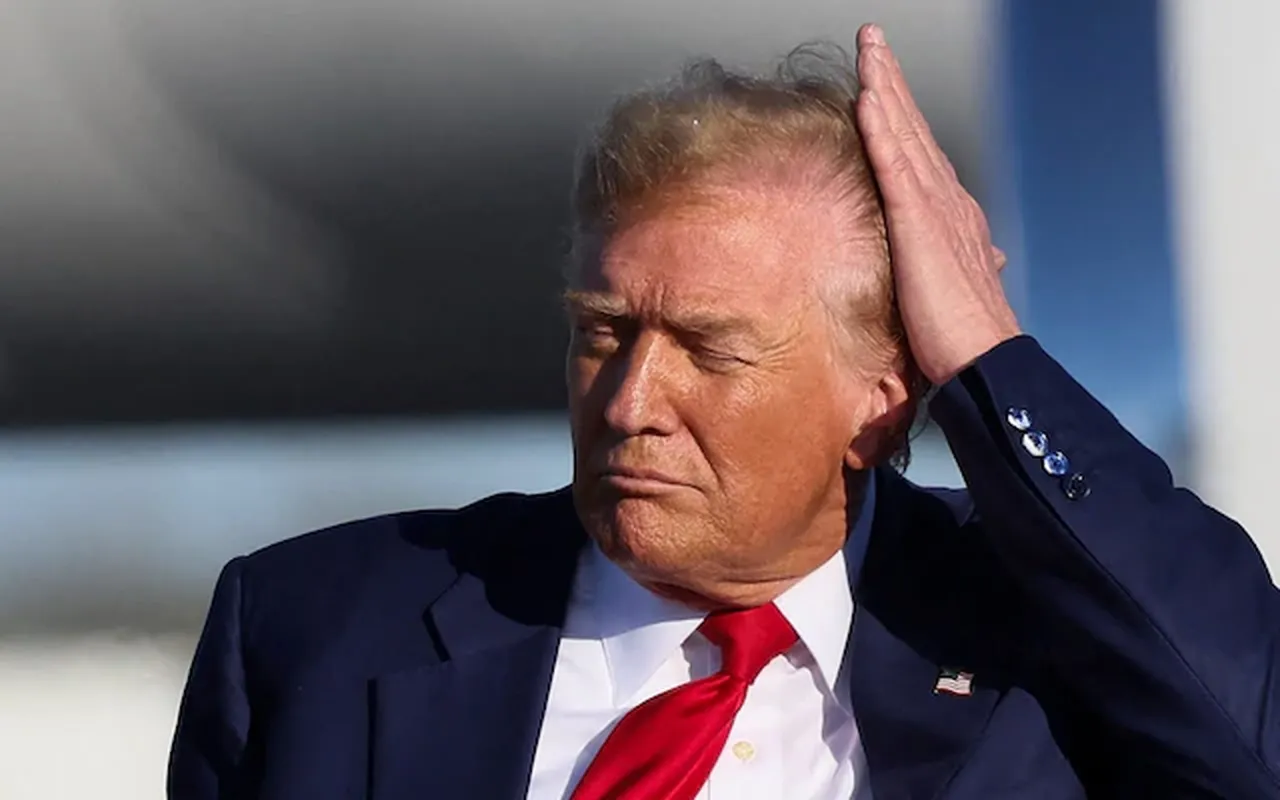 Time dergisine kapak olan Trump fotoğrafını hiç sevmeyince açtı ağzını yumdu gözünü