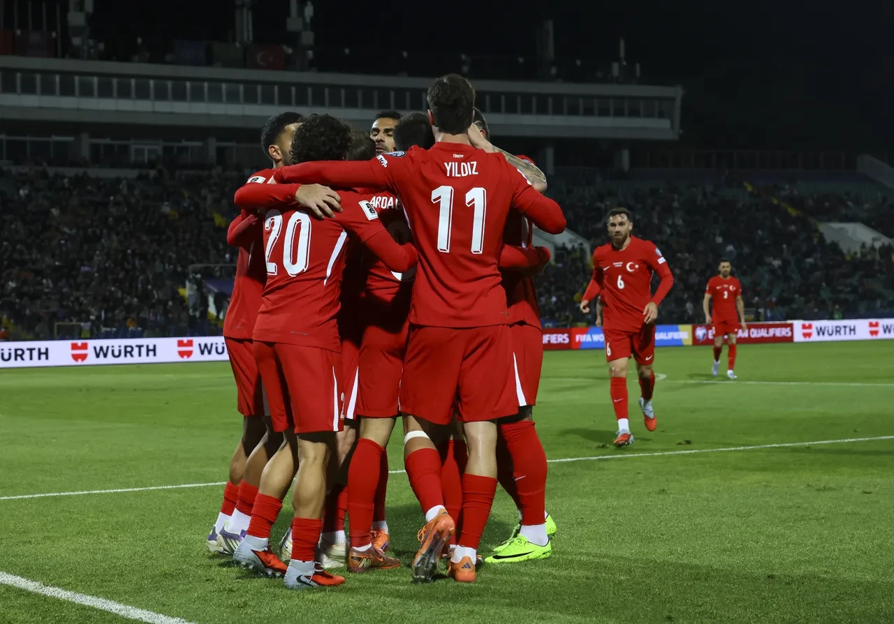 Türkiye Gürcistan maçı şifresiz nerede izlenir? A Milli Takım 2'nciliği garantilemeyi hedefliyor