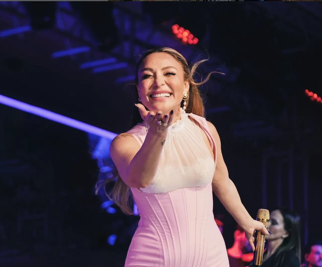 Uyuşturucu operasyonunun yapıldığı gün yurt dışında olan Ziynet Sali ifade verdi