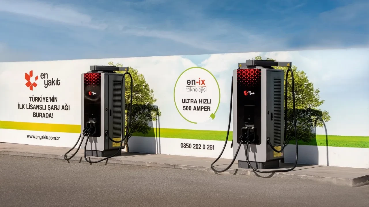 Aklın yolu elektrikli araçları EN YAKIT’a çıkarıyor