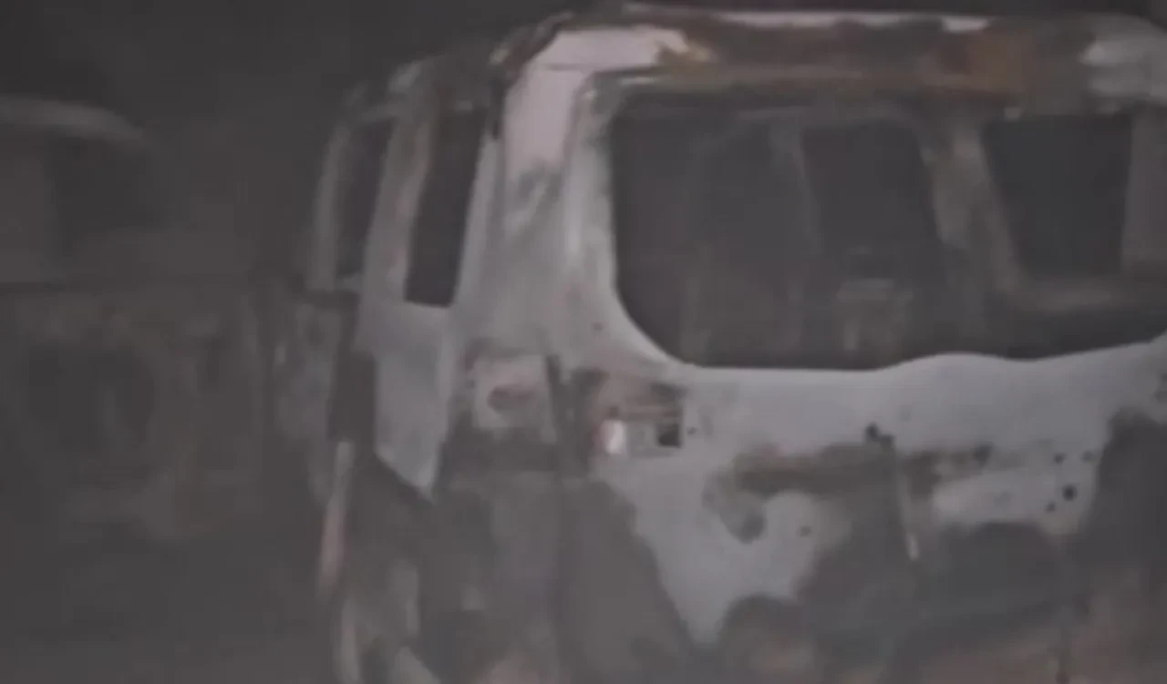 Apartman otoparkında bomba gibi patladı: İçeride mahsur kaldılar