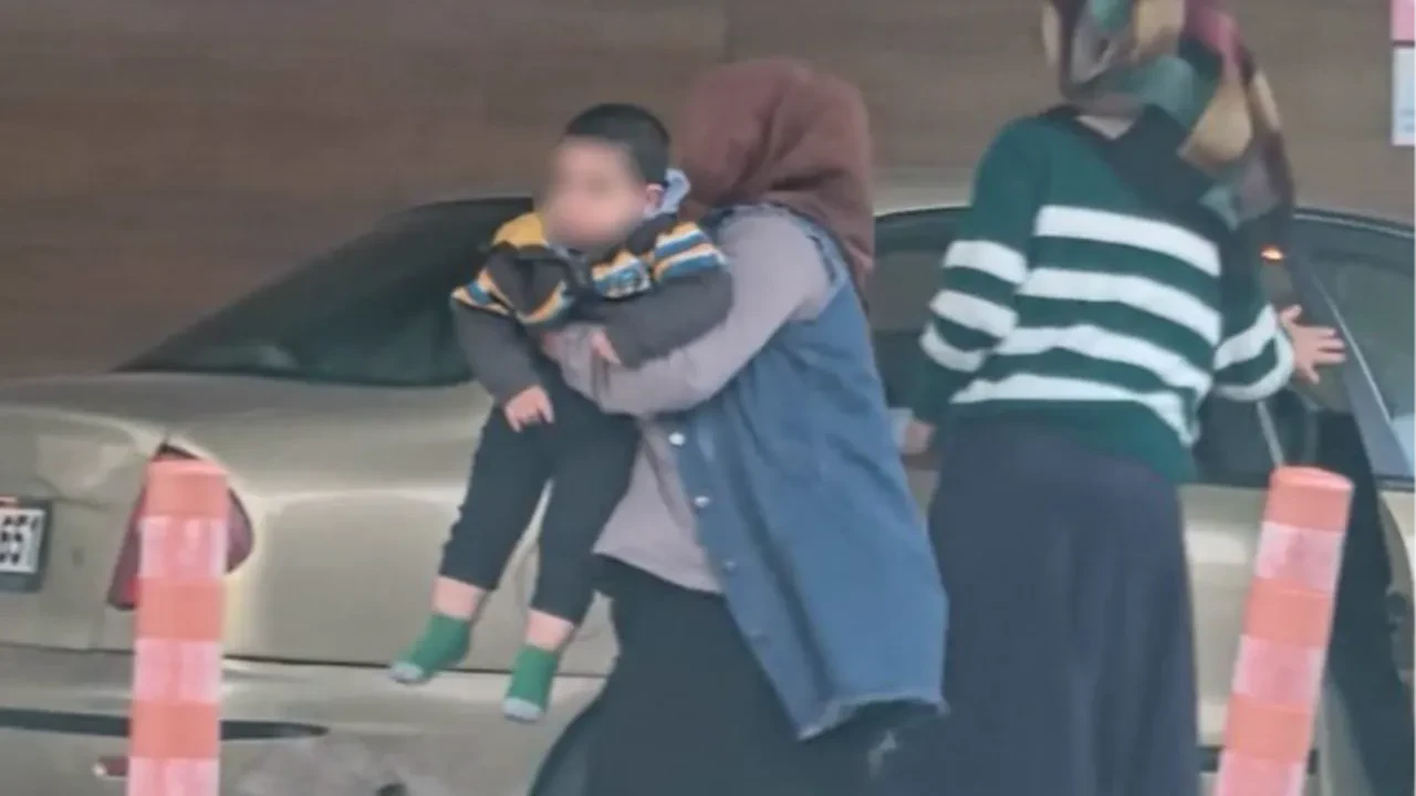 Bir anda fenalaştı apar topar hastaneye götürdüler! Küçük bebek ölümden döndü