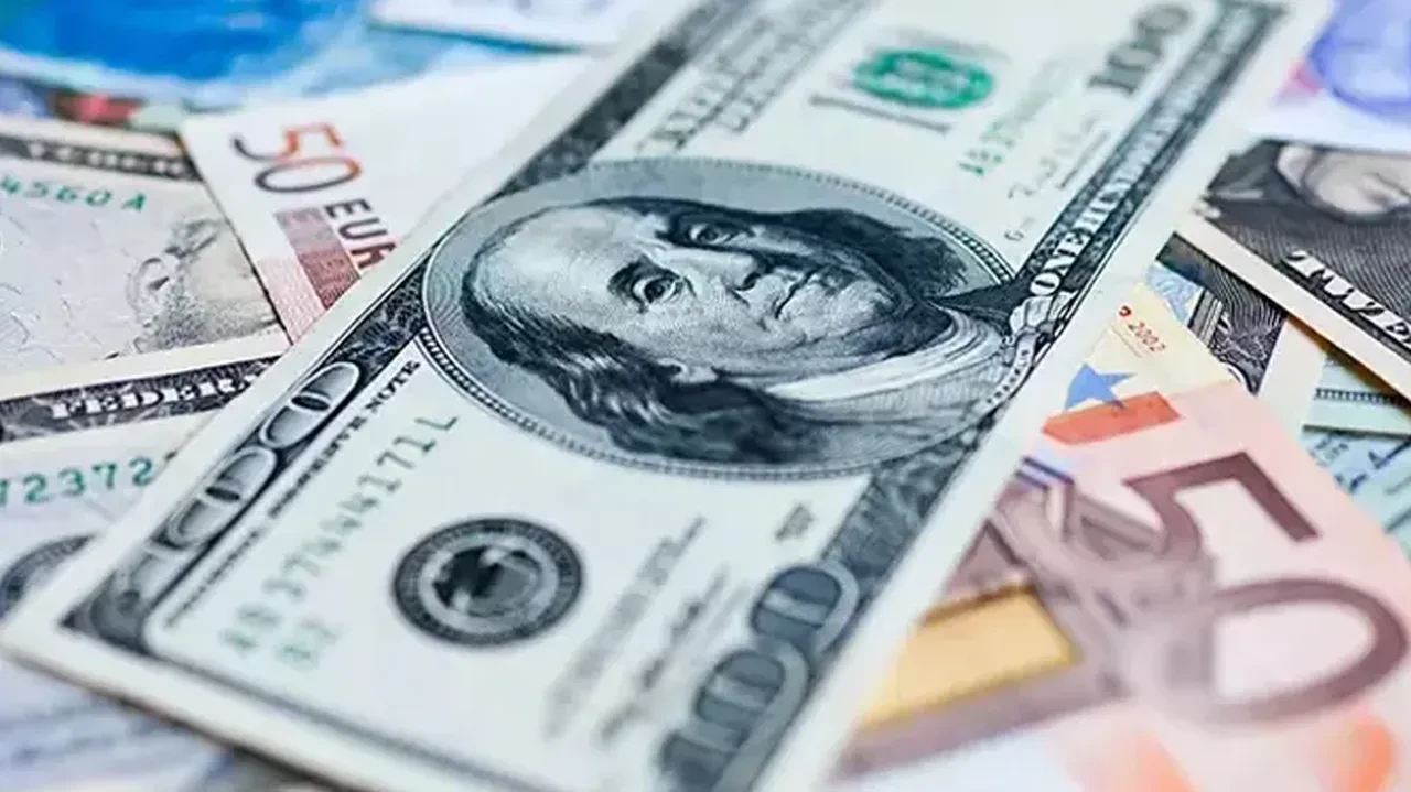 Dolar yatay seyirde, Euro yükselişe geçti! İşte 15 Ekim 2025 güncel döviz kurları: Dolar, euro, sterlin fiyatı