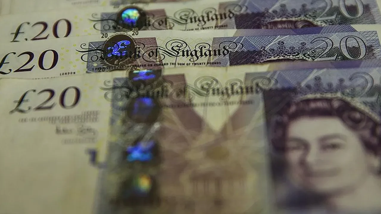 Dolar yatay seyirde, Euro yükselişe geçti! İşte 15 Ekim 2025 güncel döviz kurları: Dolar, euro, sterlin fiyatı