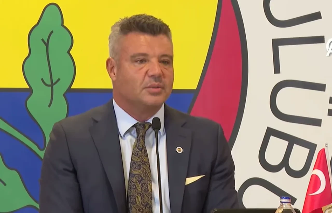 Fenerbahçe Başkanı Sadettin Saran'dan dikkat çeken cevap! İrfan Can ve Cenk Tosun neden kadro dışı kaldı?