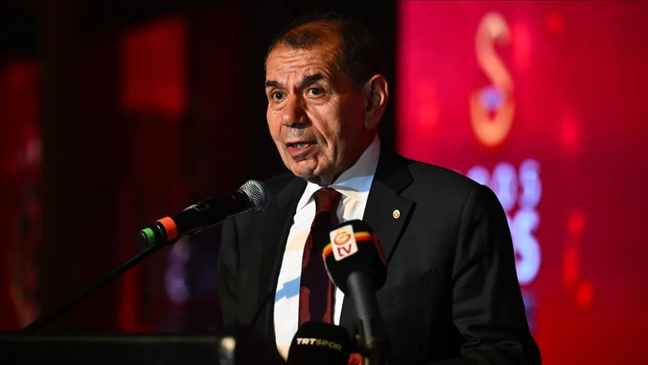 Galatasaray'dan Okan Buruk'a rekor maaş! Deneyimli teknik adamla sözleşme yenilendi