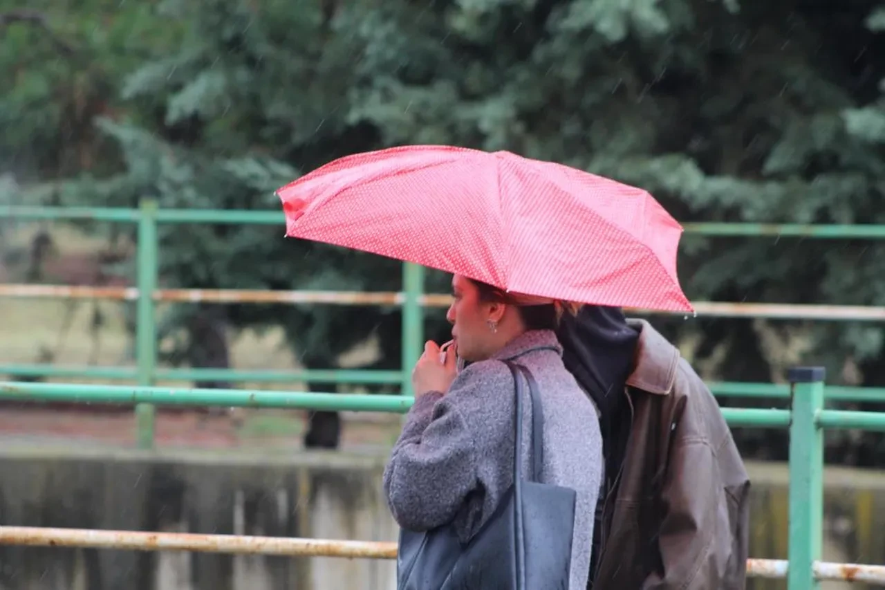 Meteoroloji 9 ili uyardı: Kuzeyde sağanak bastıracak