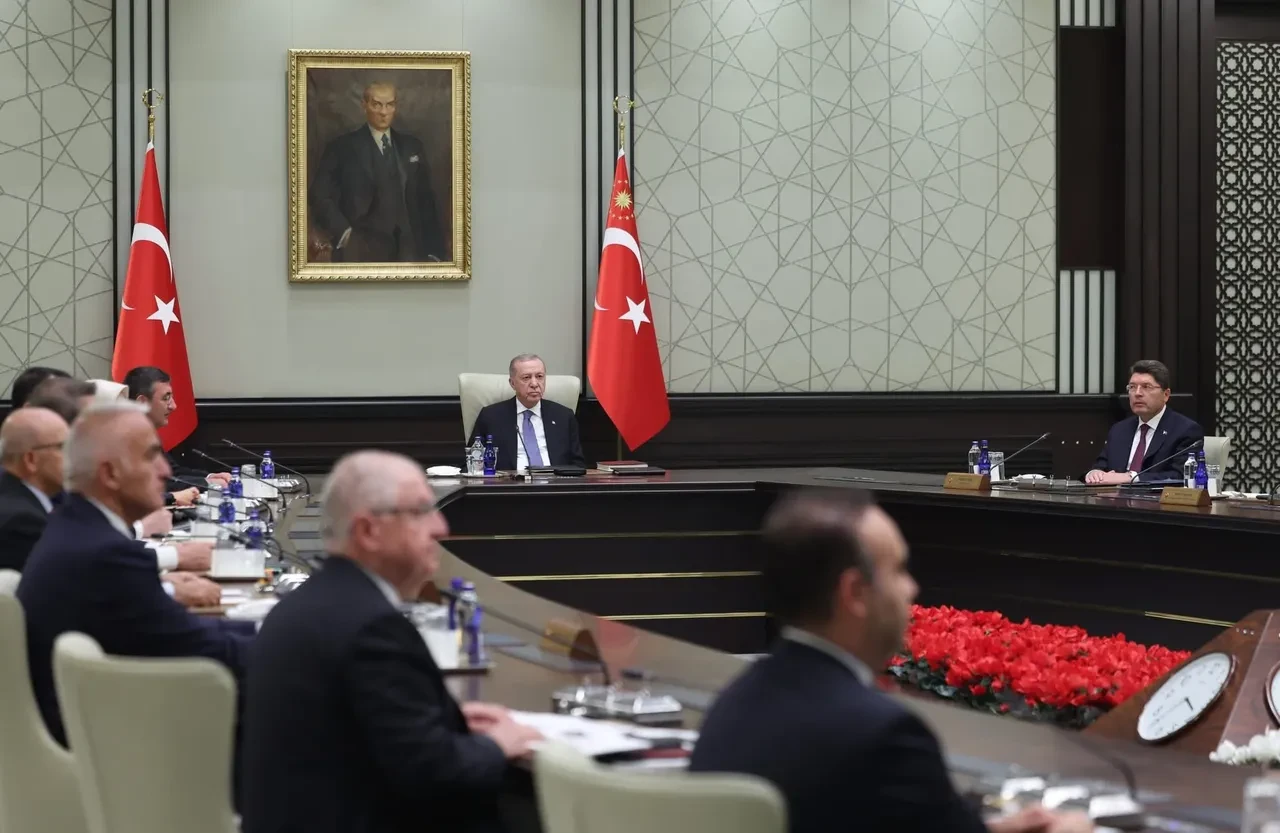 Milyonların gözü Kabine Toplantısı'nda: Masada 4 önemli konu var