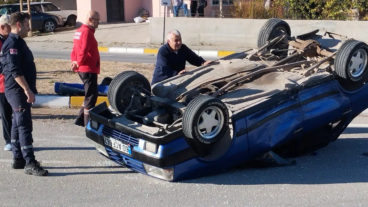 Otomobil takla atarak ters döndü, yaralanan olmadı