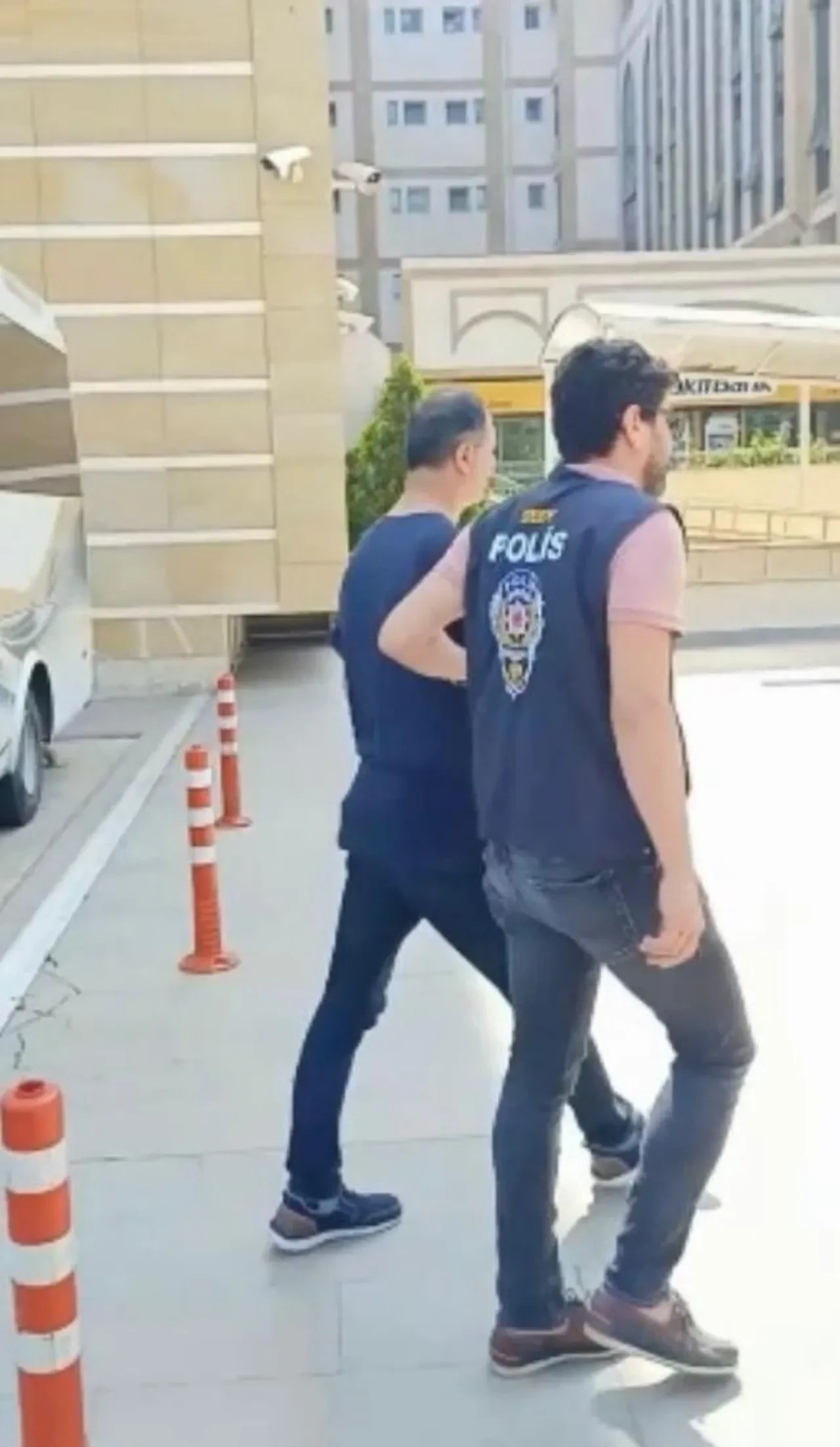 Yasa dışı bahisçilere geçit yok! Antalya'da finans evlerine baskın