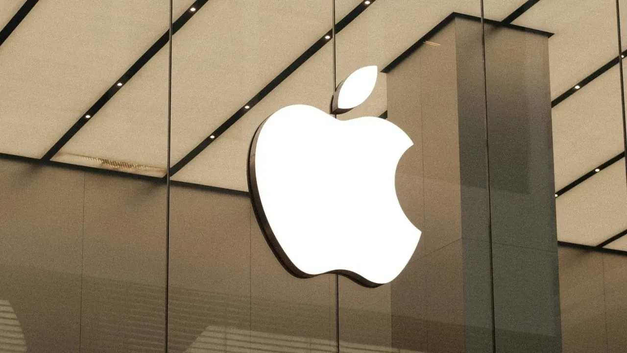 13 yıldır zirvede: Apple'ın tahtı sallanıyor mu?