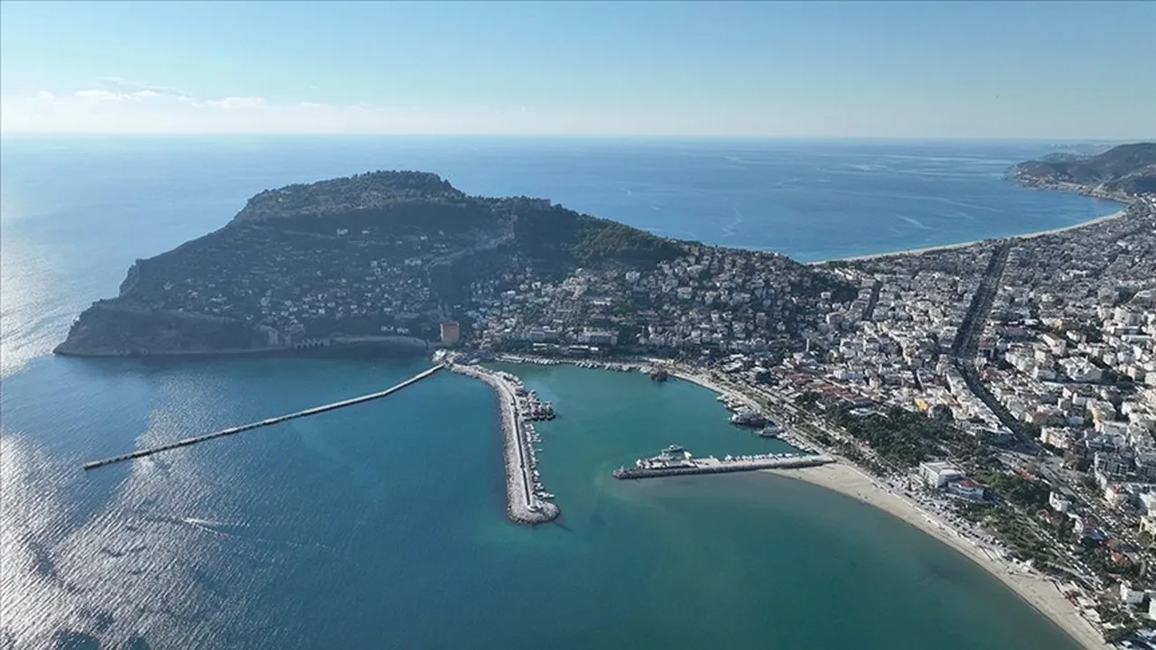 Alanya il mi?