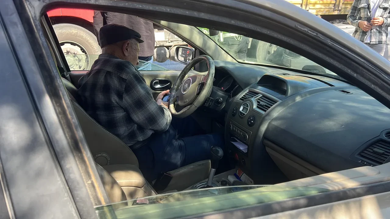 Bakan Yerlikaya tepki çeken görüntüyü 'Bize yakışmıyor' diye paylaştı: Sürücüye ceza kesildi