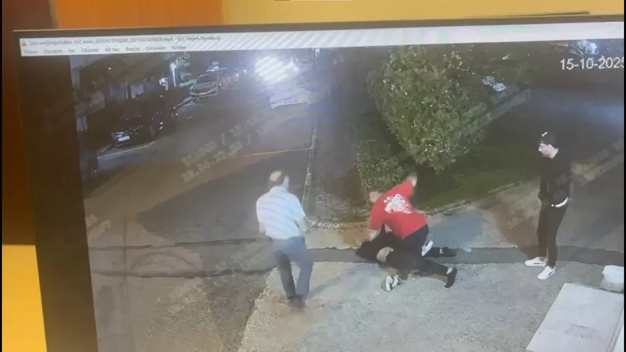 Barışma bahanesiyle eski sevgilisini katletti! Olayı görenler elini kolunu sallayarak gitti!