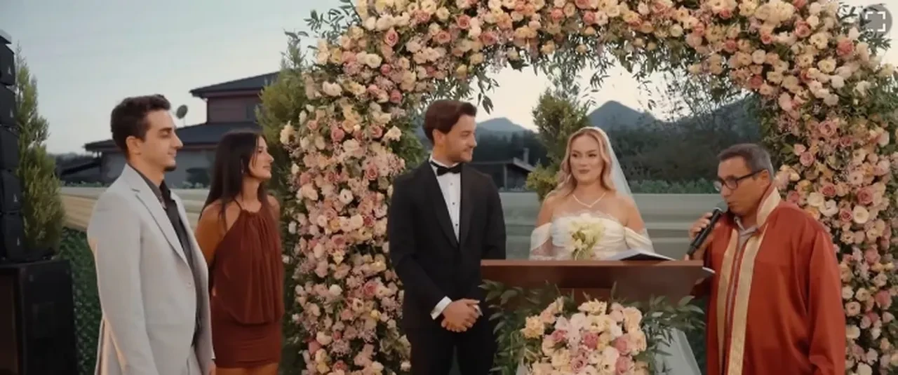 Enes Batur'un yakın arkadaşı Ruhi Çenet, Başak Karahan'ın nikah şahidi oldu! Tepkiler sonrası açıklama geldi 