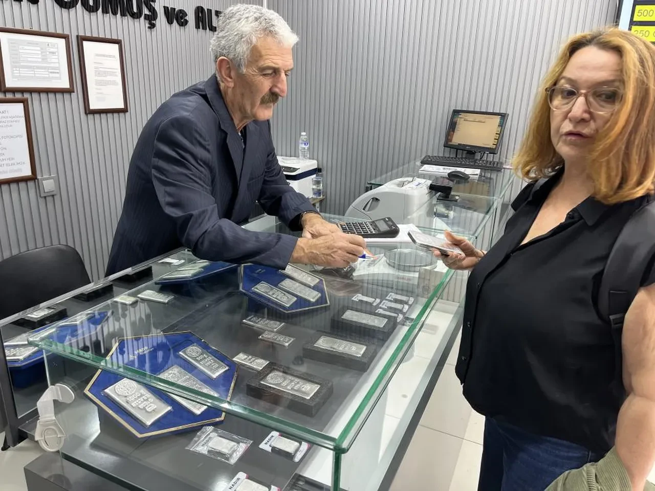 Gümüş çeyrek yolda mı? Altın pahalı gelince rota gümüşe kaydı: Hem yatırım hem takı aracı oldu!