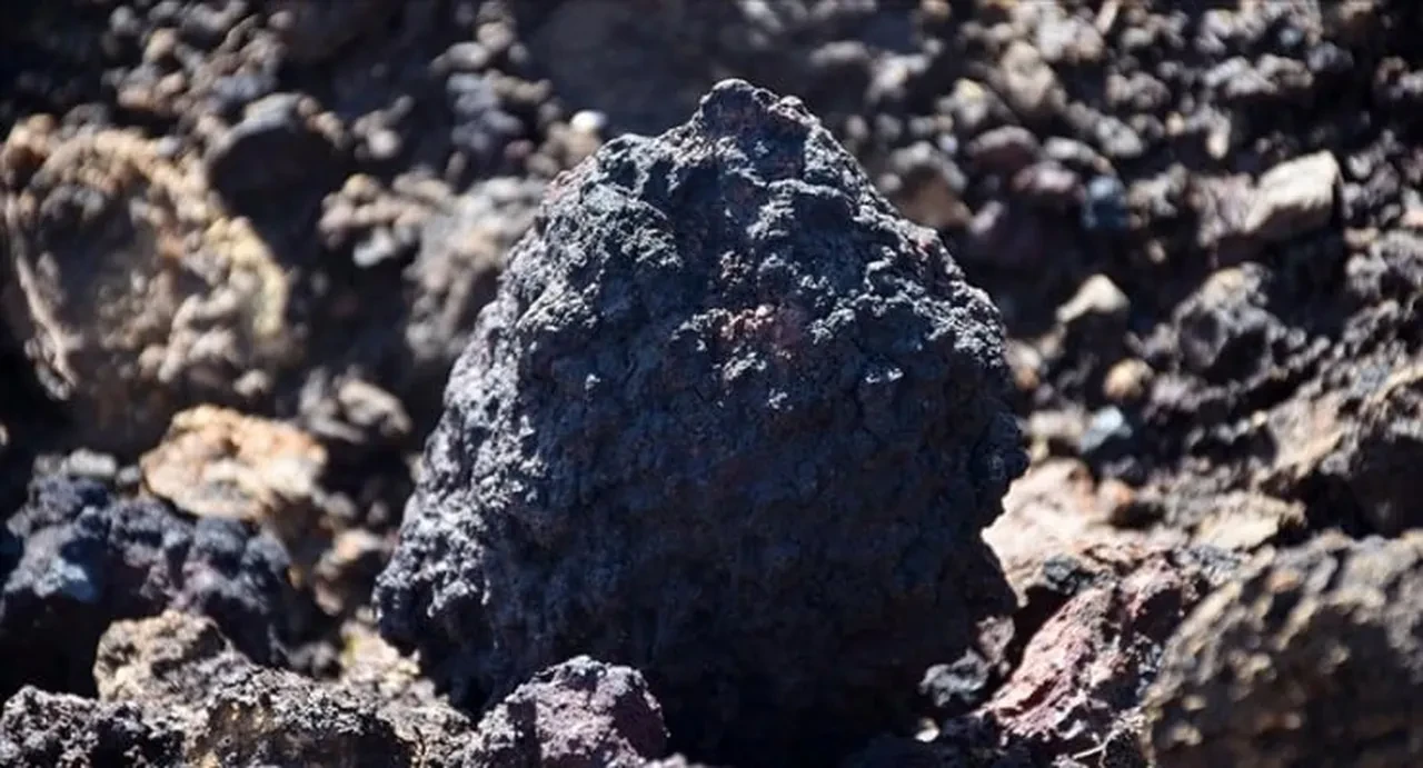 Nadir toprak elementi nedir neden önemli? Cumhurbaşkanı Erdoğan 694 milyon ton nadir element bulunduğunu açıkladı