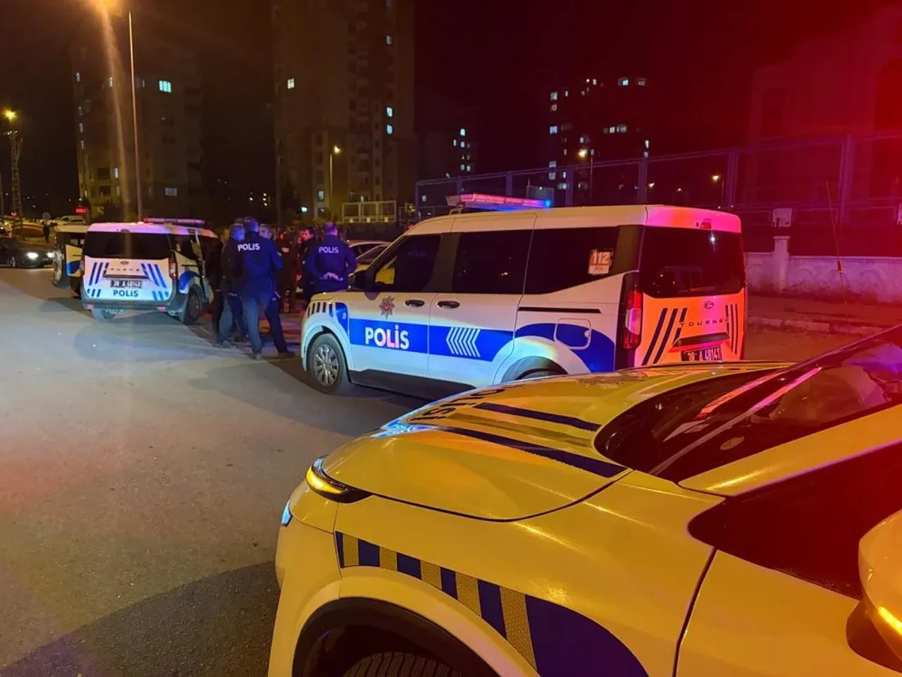 Polisten kaçan sürücüye babasından sert tepki: Keşke kafana sıksalardı