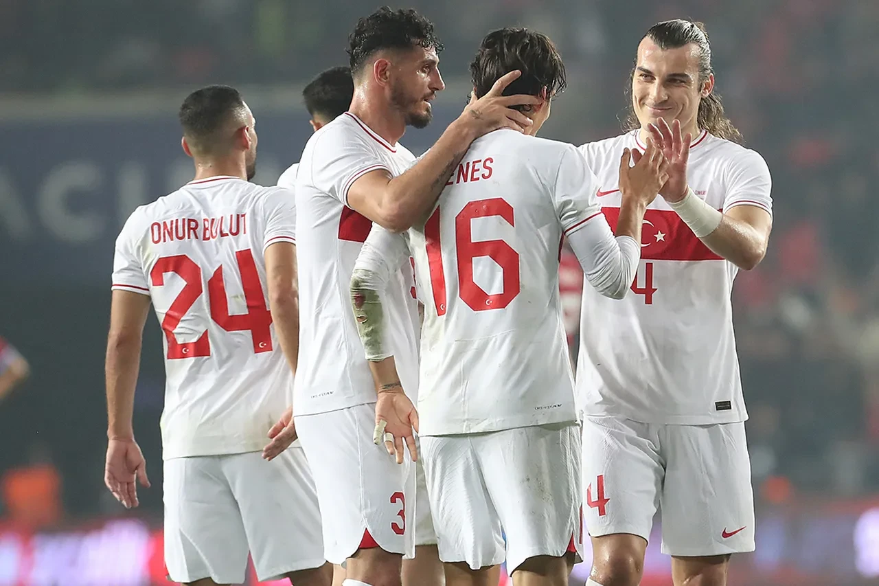 Türkiye'nin play-off turundaki muhtemel rakipleri kimlerdir? Play off turunda kiminle oynayacak?