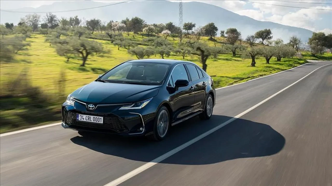 900 bin TL’ye sahibinden ikinci el otomobilde en sorunsuz modeller belli oldu! Listeye Toyota Corolla damga vurdu