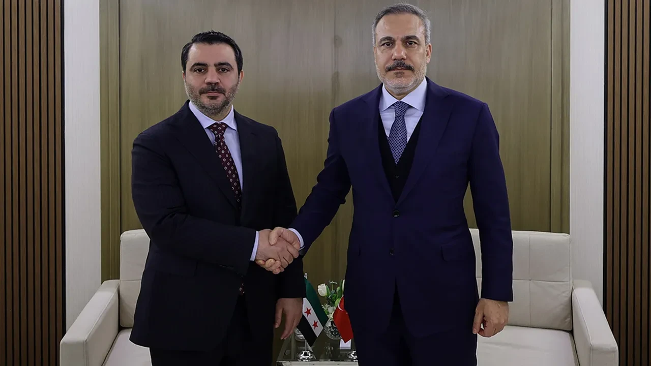 Bakan Fidan Suriyeli mevkidaşıyla görüştü! Gündemde Ankara'daki toplantı var