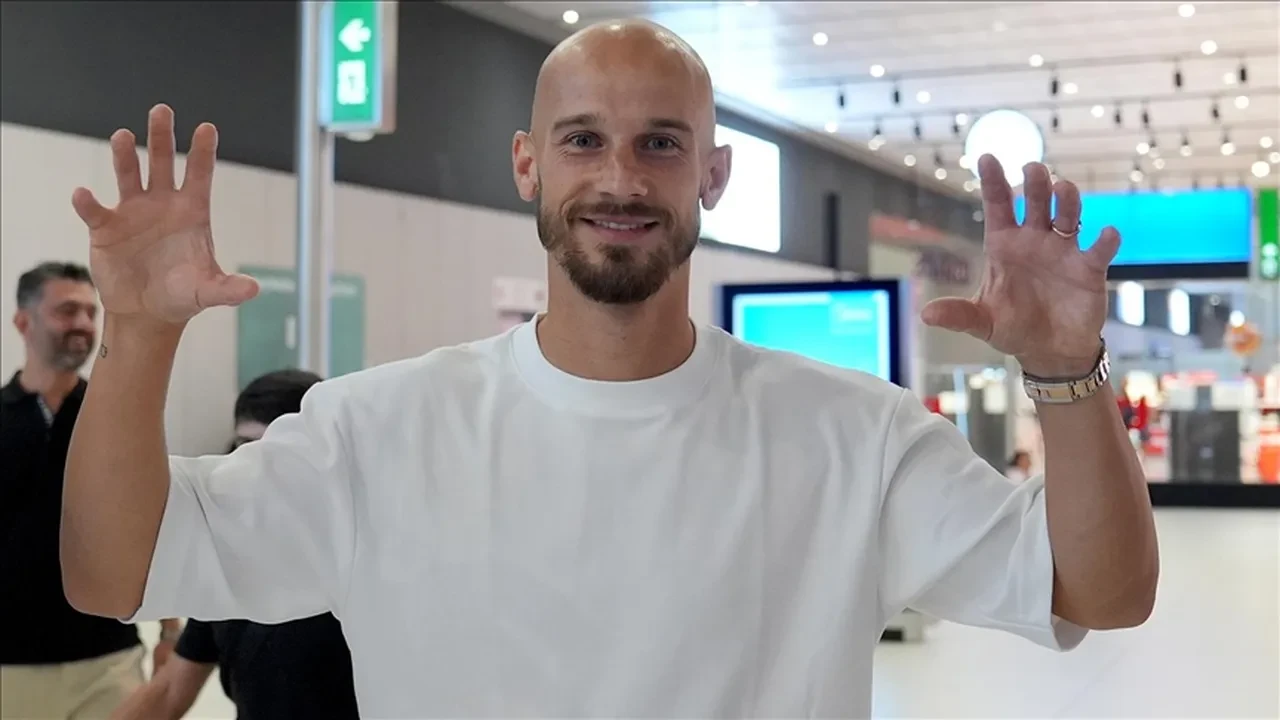 Beşiktaş'ın yıldızı Vaclav Cerny dünya yıldızlarını geride bıraktı