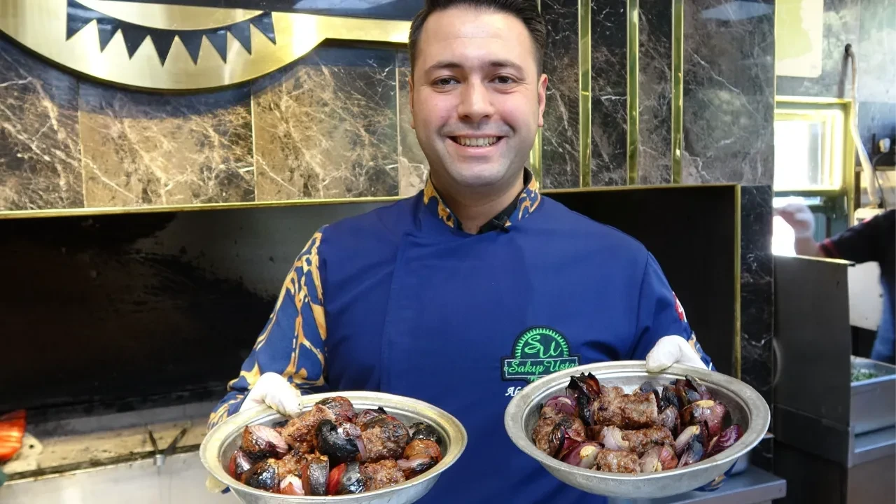 Soğan kebabı şifa dağıtıyor! İşte Gaziantep'in meşhur yemeğinin tarifi