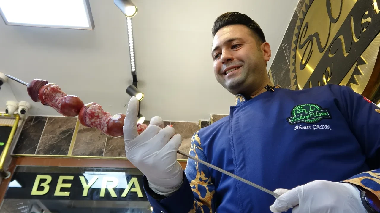 Soğan kebabı şifa dağıtıyor! İşte Gaziantep'in meşhur yemeğinin tarifi